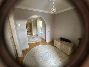 Köhnə tikili: Gəncə, 6 otaqlı, Köhnə tikili, 3 kv. m — 2