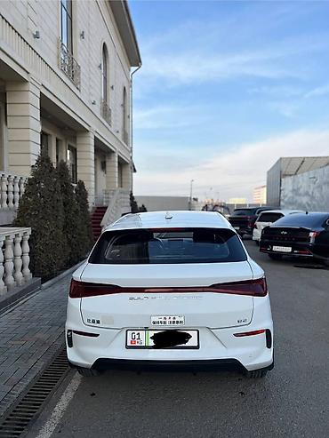 BYD: BYD E2: 2021 г., Электромобиль, Хэтчбэк — 3