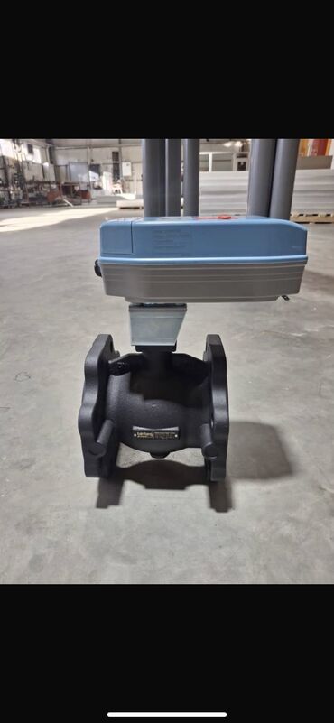 Другая сантехника: Задвижка чугун Электро Задвижка Отвод кованый Тройник кованый Гидрант — 7