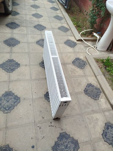 Radiatorlar: İşlənmiş Panel Radiator Ünvandan götürmə, Zəmanətli, Kredit yoxdur