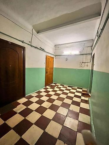 без риелторов: 3 комнаты, 95 м², Сталинка, 3 этаж, Косметический ремонт — 9