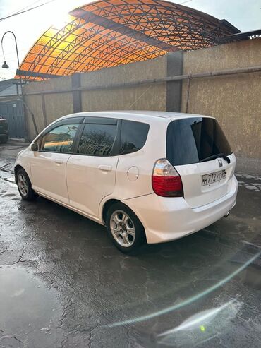 фит тюнинг: Honda Fit: 2004 г., 1.3 л, Вариатор, Бензин, Хетчбек