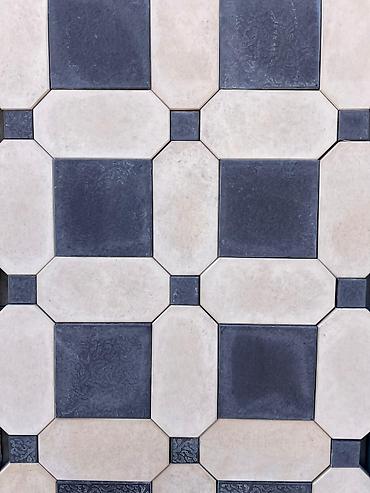 Тротуарная плитка: Евро брусчатка 
Мраморная брусчатка
Кремль
Уч-Таш
Беш-Таш
Листопад — 4