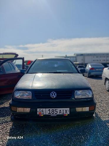 Volkswagen: Volkswagen Vento: 1995 г., 1.8 л, Механика, Бензин, Седан — 3