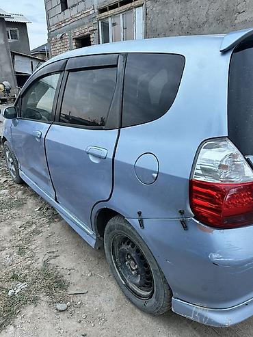 Honda: Honda Fit: 2001 г., Хэтчбэк — 5