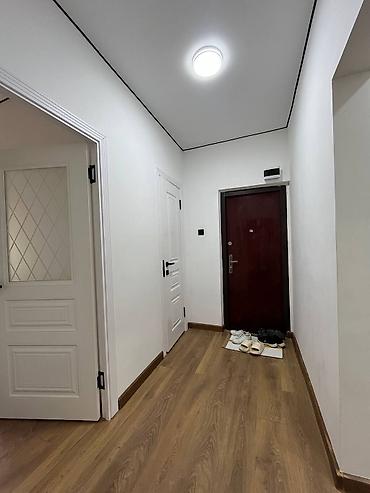 лумумбы: 3 комнаты, 65 м², Кудайберген авторынок 105 серия, 3 этаж, Евроремонт — 1