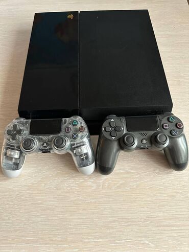 продажа playstation 4: Продаю прошитую Sony Playstation 4,500гб приставка привозная в хорошем
