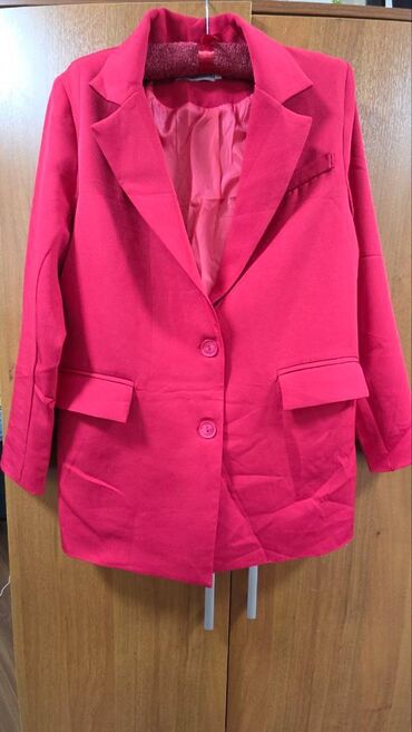 Другая женская одежда: Здравствуйте. Распродаю вещи, в основном Б/У, но, в хорошем — 6