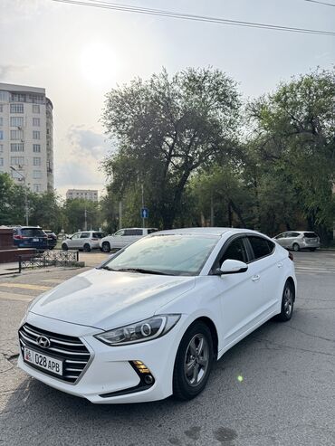Hyundai: Hyundai Avante: 2018 г., 1.6 л, Автомат, Бензин, Седан