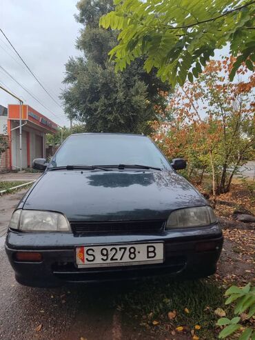 Suzuki: Suzuki Swift: 1992 г., 1.6 л, Механика, Бензин, Седан