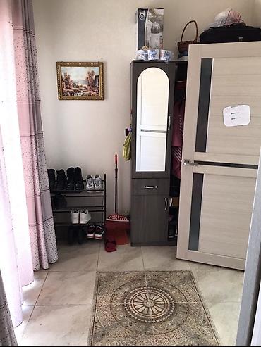 Продажа полдома: Дом находится в центре города, вблизи дома расположены школы, БГУ — 5