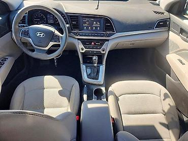 Avtomobil satışı: Hyundai Elantra: 1.6 l | 2017 il Sedan — 9