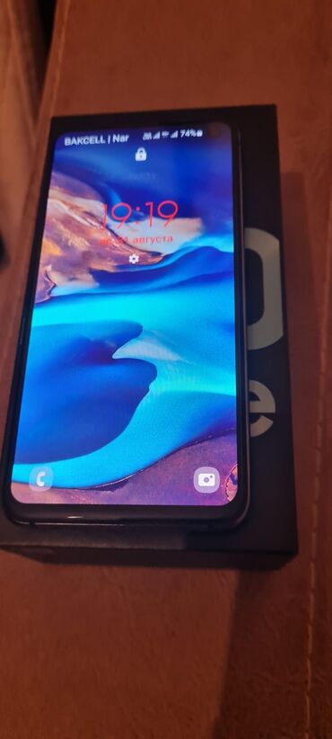 Apple iPhone: Samsung Galaxy S10e, 128 GB, rəng - Qara, İki sim kartlı