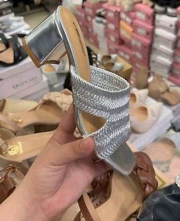 Sandale: Ženska obuća – tri modela 1) Elegantne špic salonke/mule L.Day - — 24