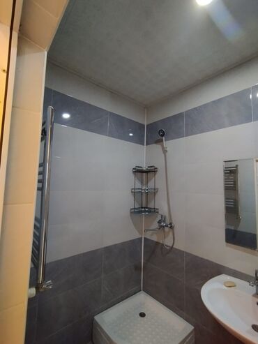 Uzunmüddətli kirayə mənzillər: 2 sürətli lifti var qaz su işıq daimidir.(maklerlər qətiyyən yazmasın -da lalafo.az — 7 Uzunmüddətli kirayə mənzillər: 2 sürətli lifti var qaz su işıq daimidir.(maklerlər qətiyyən yazmasın — 7