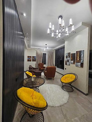 kiraye ev ecemide: İcarəyə verilir 3 otaqlı yeni tikili 90 m², Ağ şəhər q. 2 500 AZN/ay — 2