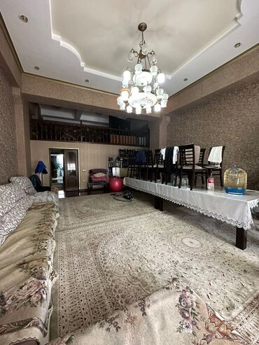 квартиру: 3 комнаты, 152 м², Элитка, 2 этаж