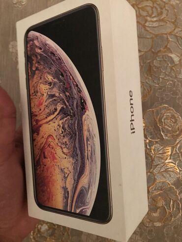 Apple iPhone: IPhone Xs Max, 64 ГБ, Золотой, Отпечаток пальца, Беспроводная зарядка, Face ID