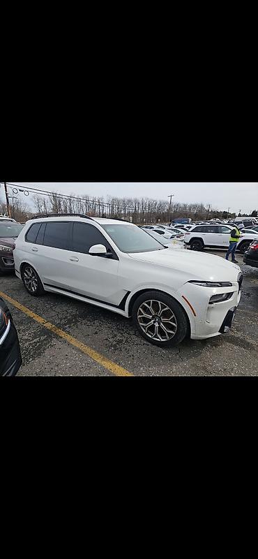 bmwx: BMW X7: 2023 г., 3 л, Автомат, Бензин, Кроссовер — 1