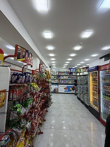 ecemide kiraye evler 300 azn 2025: Obyekt 3 Mərtəbədir Yol Kənarı Ayrı Tiklidir Birnci mərtəbə — 2