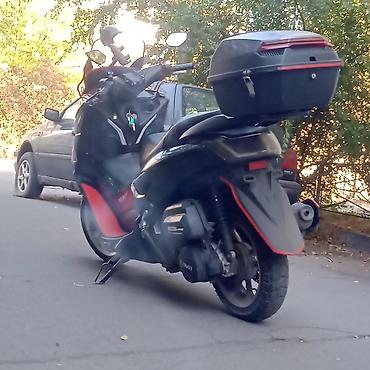 н макс скутер: Макси-скутер Yamaha, 200 куб. см, Бензин, Б/у — 3