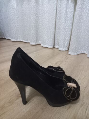 черные туфли 35 размера: Туфли Size: 35, түсү - Кара