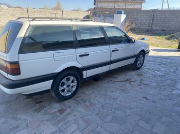 Volkswagen: Volkswagen Passat: 1989 г., 1.8 л, Механика, Бензиновая, Универсал — 3