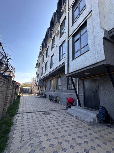 квартира кызыл аскер месароша: 2 бөлмө, 54 кв. м, Элитка, 3 кабат, ПСО (өзү оңдоп түзөтүп бүтүү үчүн)