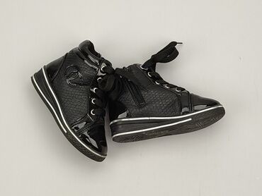 buty sportowe wyprzeda��: Buty sportowe 27, Używany
