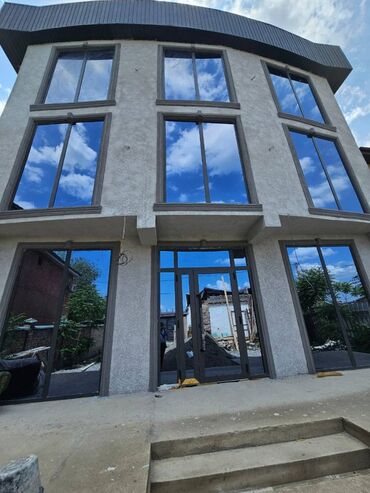 продаю комерческое помещение: 🏢 Коммерческое помещение на продажу 📍 Ул. Фрунзе / пер. Карпикан —