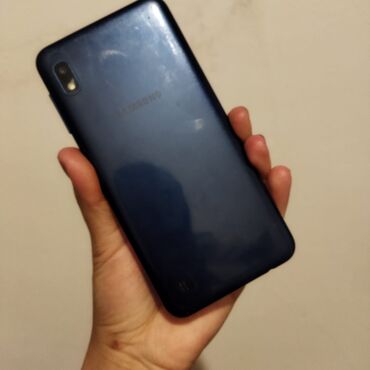 телефон fly nimbus 9: Samsung Galaxy A10, 32 ГБ, цвет - Синий, Сенсорный