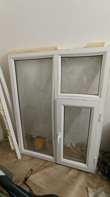пластиковый дверь: Пластиковое окно, цвет - Белый, Б/у, 140 *120, Самовывоз