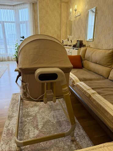 Beşiklər: Oğlan və qız üçün, Dördbucaq, Beşik, Dəstsiz, Matras ilə, Yellənmə mexanizm ilə — 7