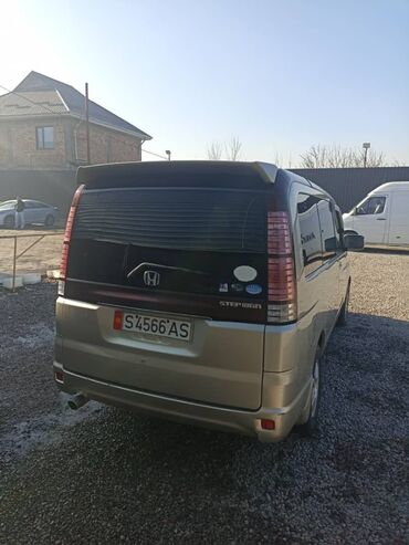 Honda: Honda Stepwgn: 2004 г., 2 л, Автомат, Бензин, Минивэн — 8