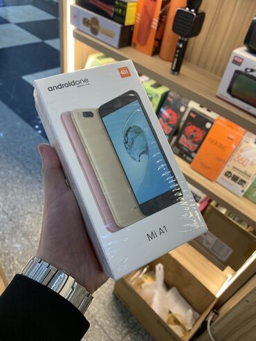 Xiaomi: Xiaomi, Mi A1, Б/у, 32 ГБ, цвет - Золотой, 1 SIM, 2 SIM