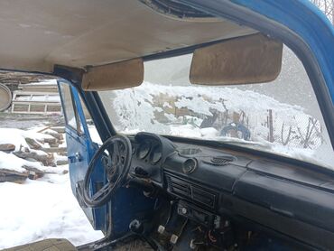 Yük maşınları: Məhsul: Köhnə tip kiçik yük pikapı (mavi rəng) 𝖙ə𝖈𝖎𝖑𝖎 𝖘𝖆𝖙ı𝖑ı𝖗 Təsvir — 9