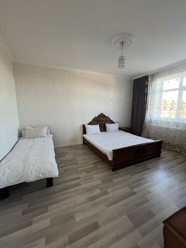 Günlük kirayə evlər: 250 kv. m, 5 otaqlı, Qaz, İşıq, Su — 3