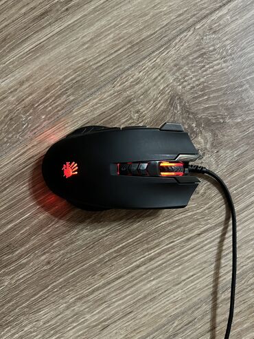 компьютерные мыши hyperx: Продам игровую мышь A4tech bloody v9m, в отличном состоянии, девайсу 9