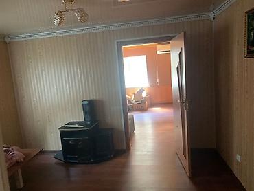 Продажа коттеджей и домов: Продам большой дом с. Люксембург по всем вопросам обращаться по — 18