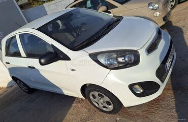 Kia Picanto: 1 l | 2015 year Hatchback