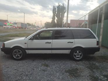 лак авто: Volkswagen Passat Variant: 1993 г., 1.8 л, Механика, Бензин, Универсал — 2