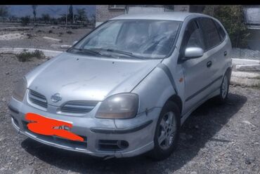 nissan 180: Nissan Almera Tino: 2001 г., 2.2 л, Механика, Дизель, Хэтчбэк