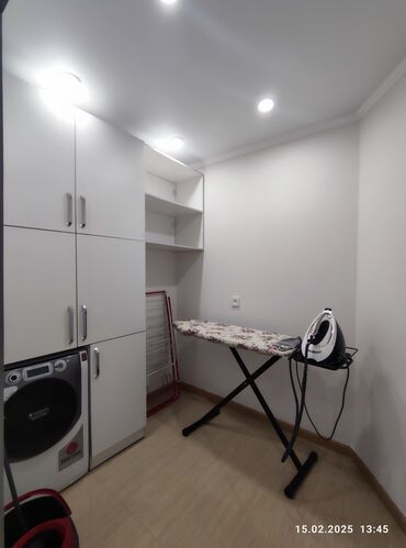 Долгосрочная аренда квартир: 3 комнаты, Риэлтор, Без подселения, С мебелью полностью — 10