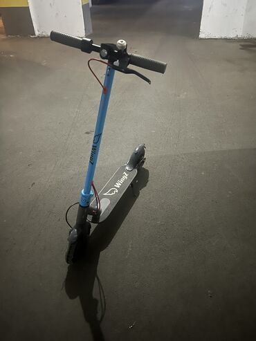 uşaq skuteri: Scooter yeni kimidir,az sürülüb,ideal veziyyetdedir,maks 30 km suretle