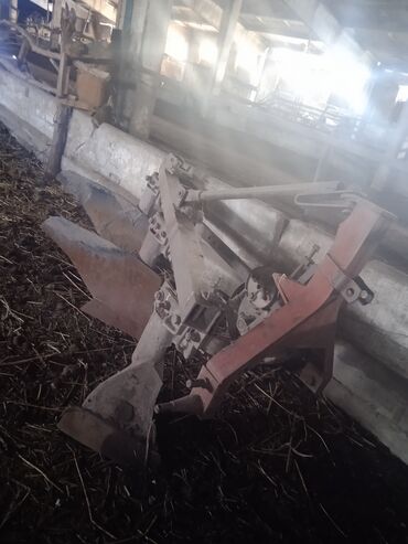 Тракторы МТЗ (Беларус): Трактор шаймандары менен сатылат — 19