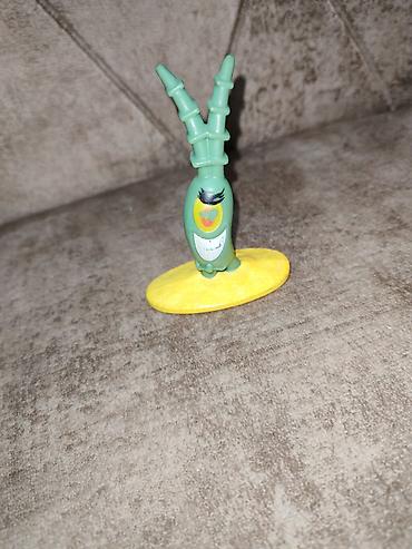 kinder joy one piece: Mcdonalds minion, sponge bob, angrybords və basketbol seriyasından — 2