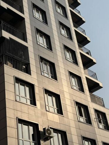 1 комнатные квартиры в рассрочку бишкек: 1 комната, 36 м², Элитка, 8 этаж, ПСО (под самоотделку)