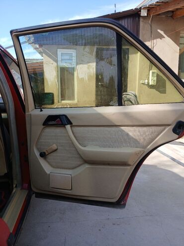 Mercedes-Benz: Mercedes-Benz E-Class: 1988 г., 2.3 л, Механика, Бензин, Седан — 11