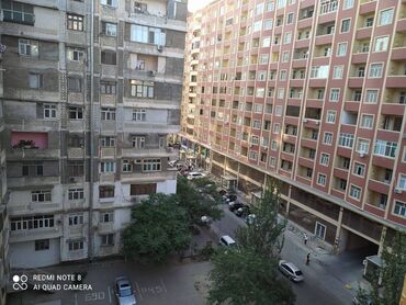 Uzunmüddətli kirayə mənzillər: Azadliq metrosunun medera hospitala yaxın 10 mertebeli binanın 7-ci — 2