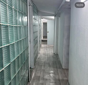 парикмахерский помошник: Выгодное предложение на против рынка «Таатан» ! Продаётся